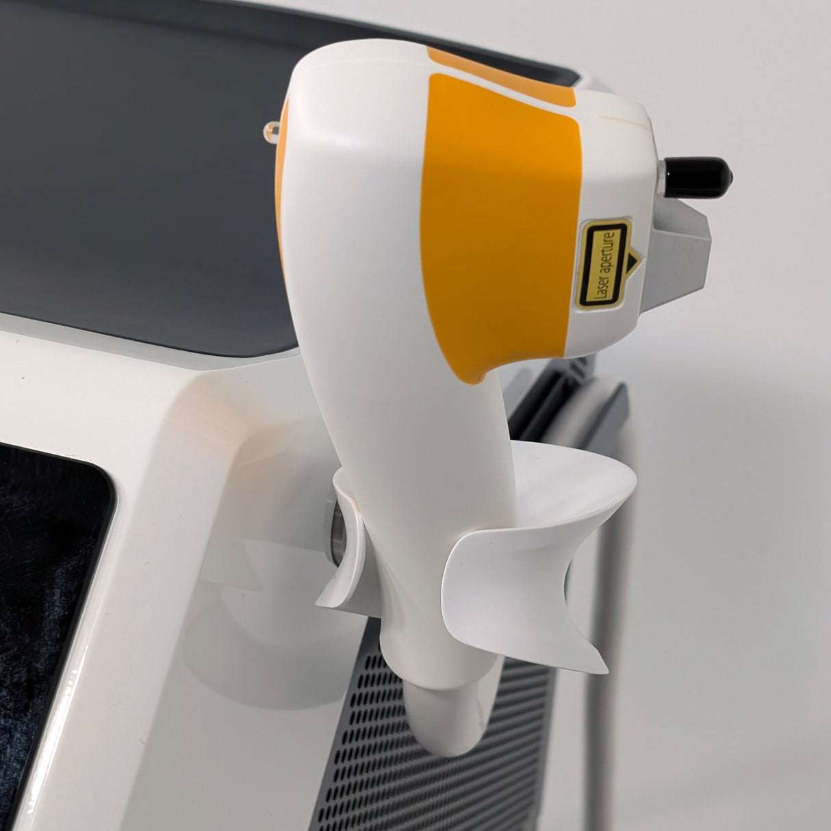 2021 Asclepion / Astanza MeDioStar Laser System – Pre-Owned