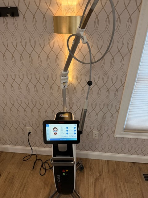 2021 Lutronic Genius RF Microneedling w/Training & Warranty