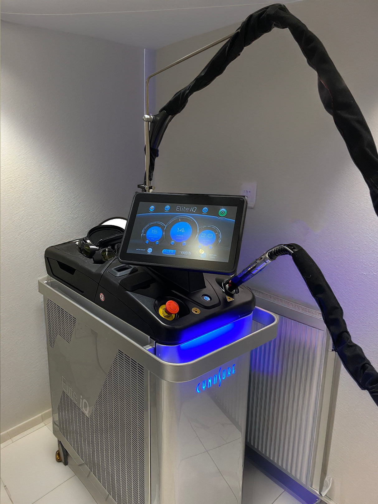 2022 Cynosure Elite IQ