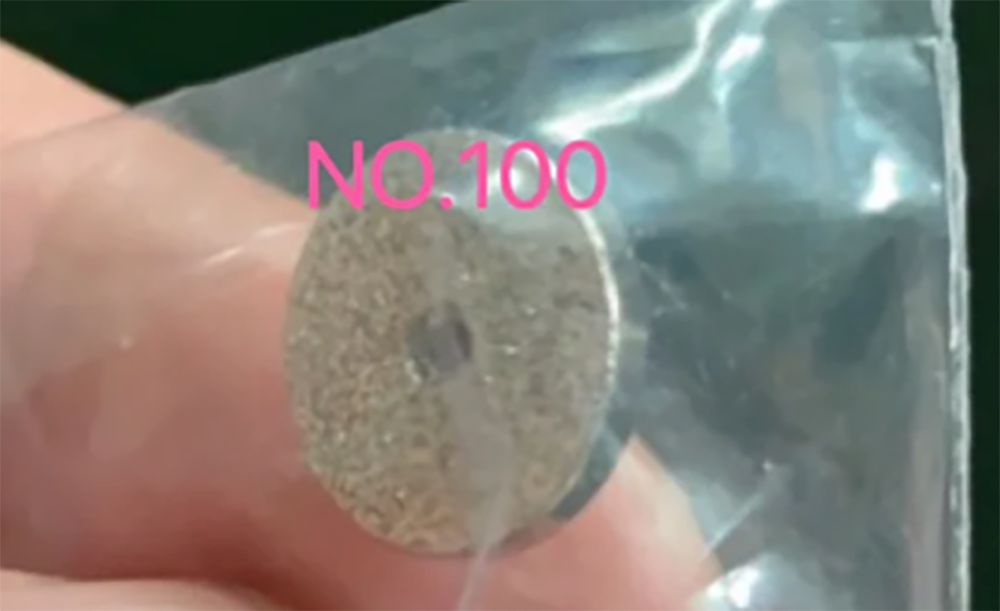 EDGE/HYDRAFACIAL 100 Grit Diamond Pad (More Abrasive)