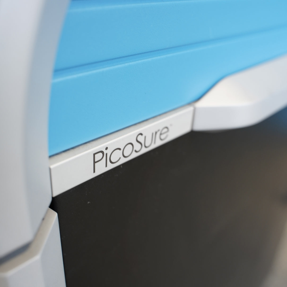 2017 Cynosure Picosure  - 3 Wavelengths INCLUDED!