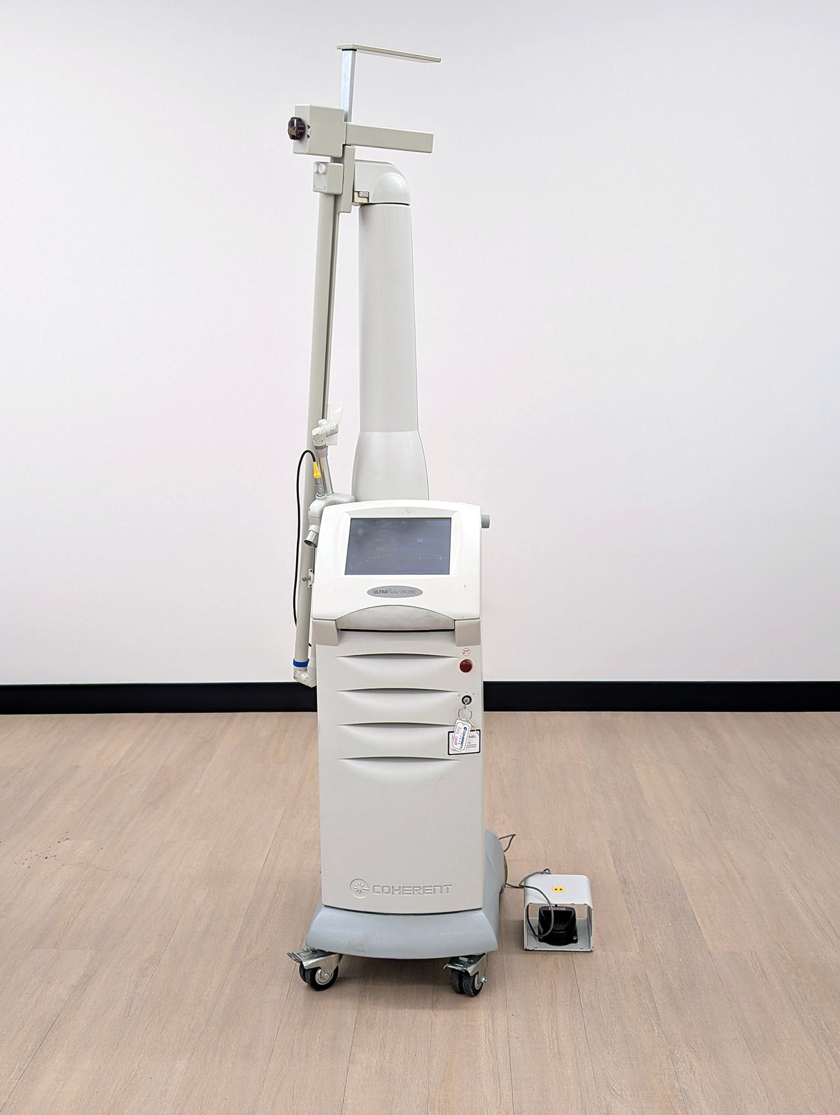 2001 Lumenis Coherent Ultrapulse Encore CO2