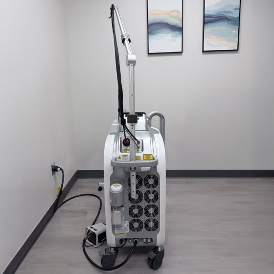 2023 Lutronic Clarity II 755nm Alexandrite & 1064nm Nd:YAG Laser with IntelliTrak