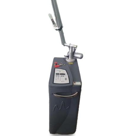Unused Hoya Conbio Medlite C6
